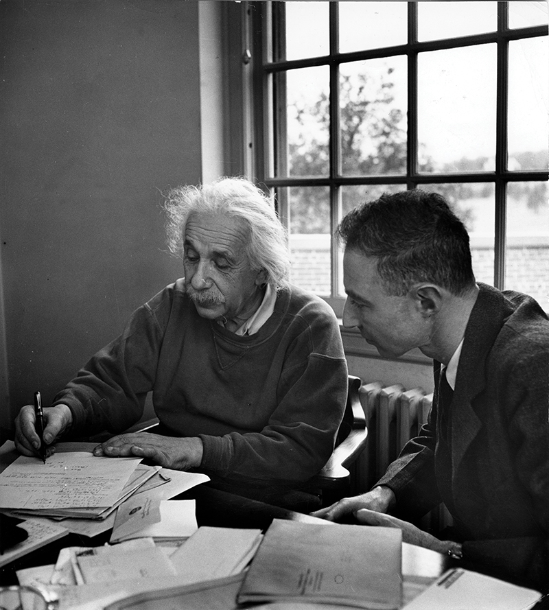 Gallery J Robert Oppenheimer And Albert Einstein The Picture