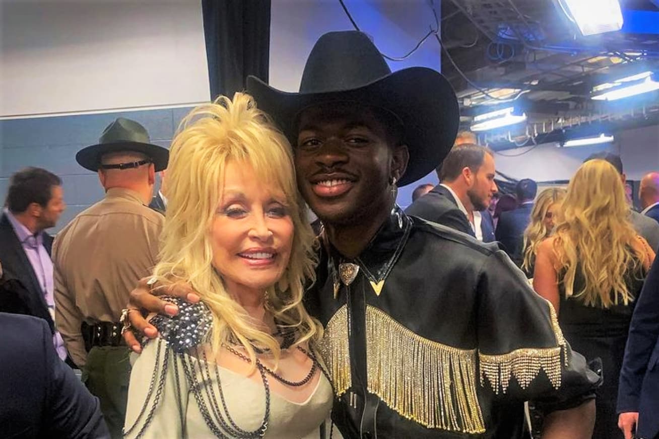 Dolly Little - Dolly Parton reacts to Lil Nas X covering 'Jolene': 'I'm honored and  flattered'