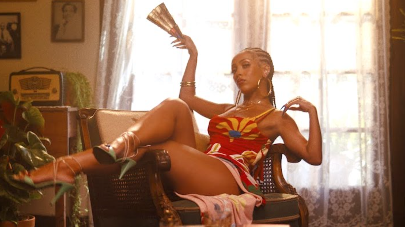 Doja Cat Goes Topless In Post Malone's 'I Like You' Music Video